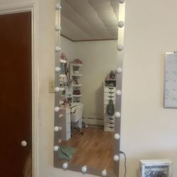 Mirror 