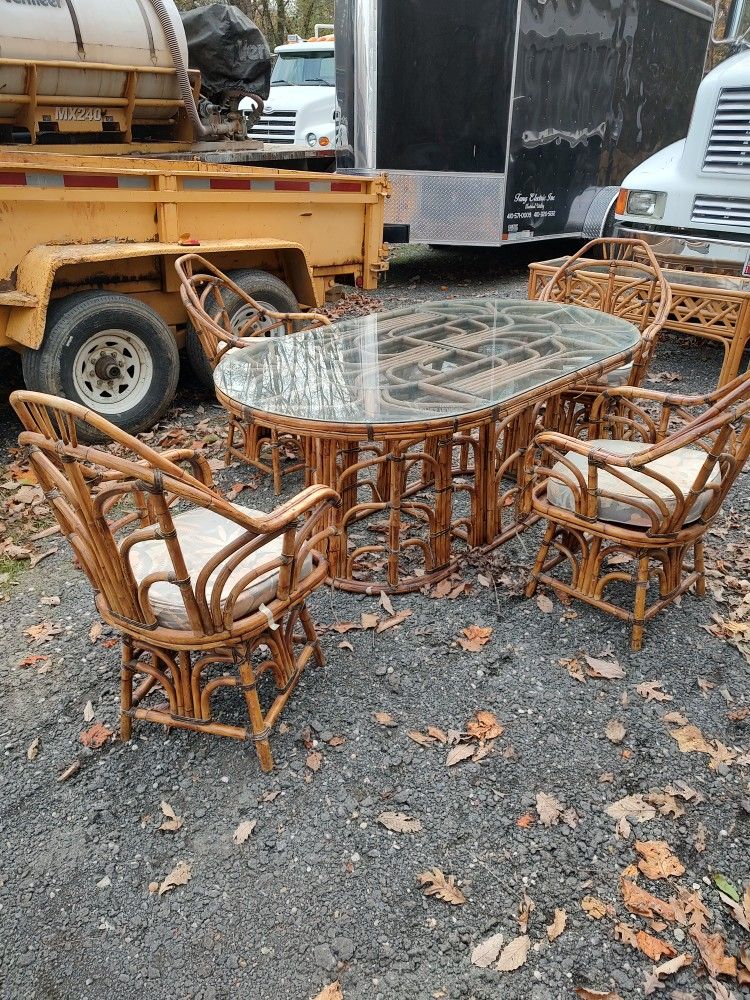 Bamboo And Glass Furniture 