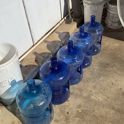 Galones De Agua 5 Cada Uno