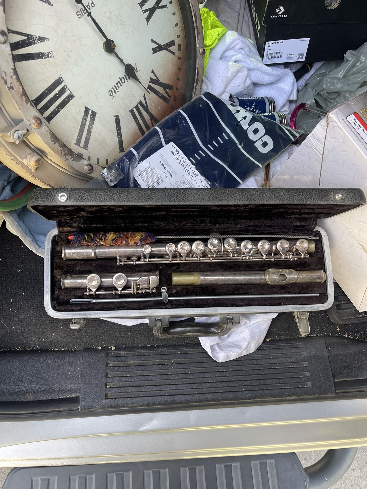 Musical Instrument Bundy flute in good shape
