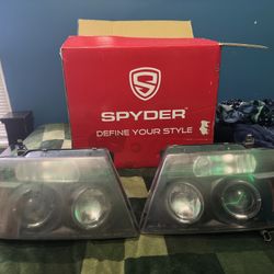 04-08 Ford F150 Headlights (foggy)