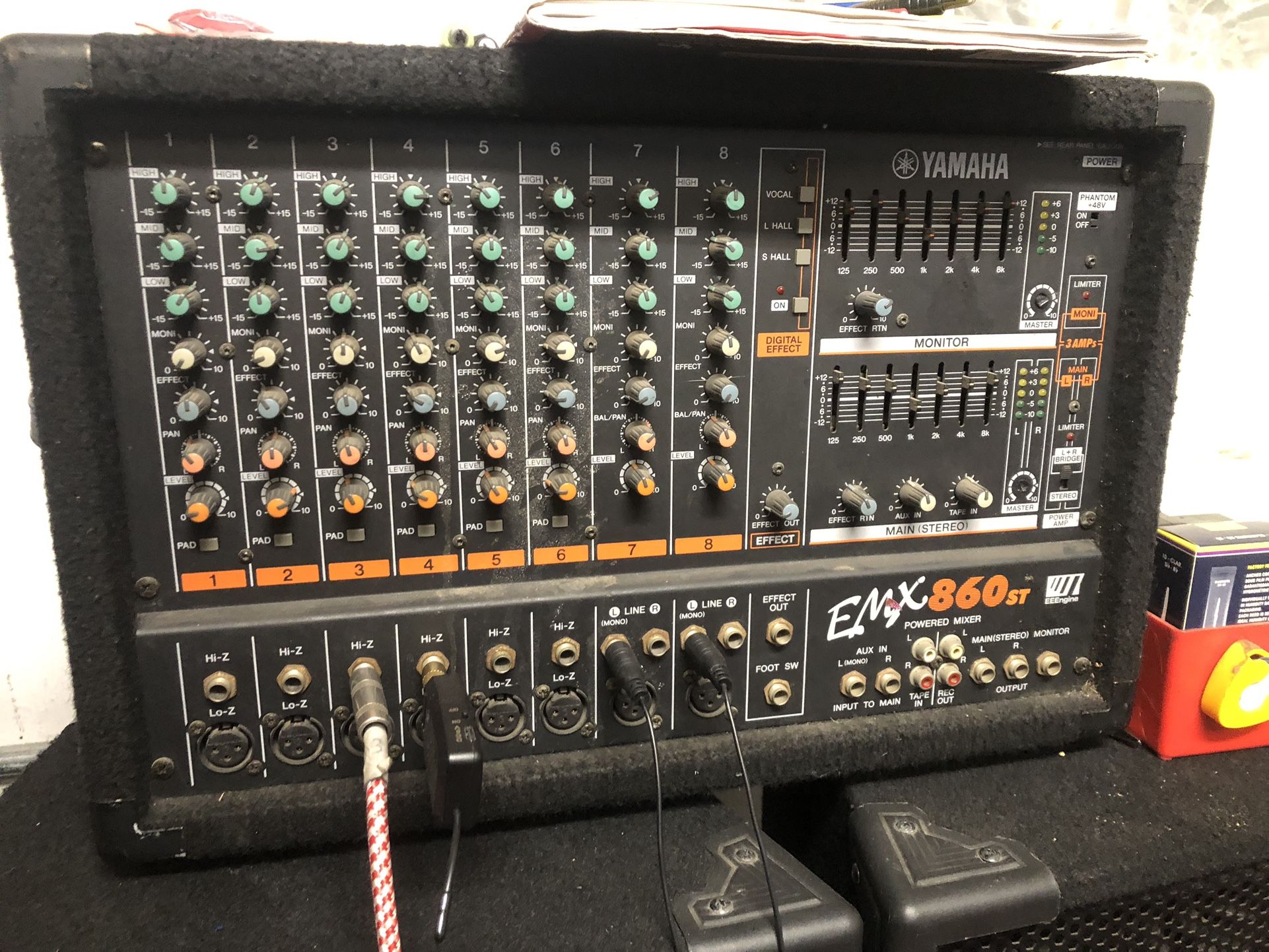 Yamaha EMX 860 Power Mixer