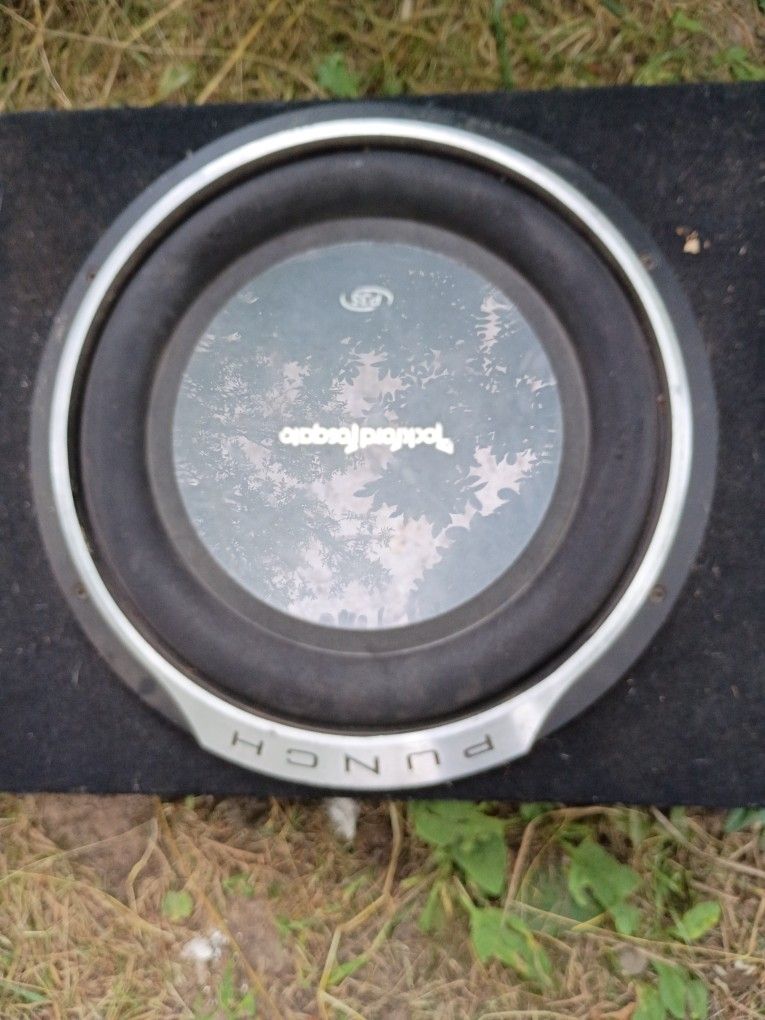 Amp and sub In Box