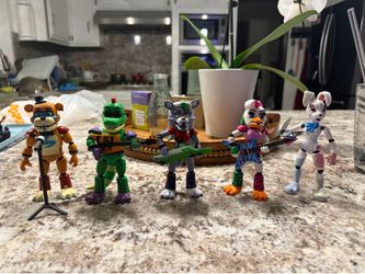 FNAF Security Breach Figures (READ DESCRIPTION!!!!)