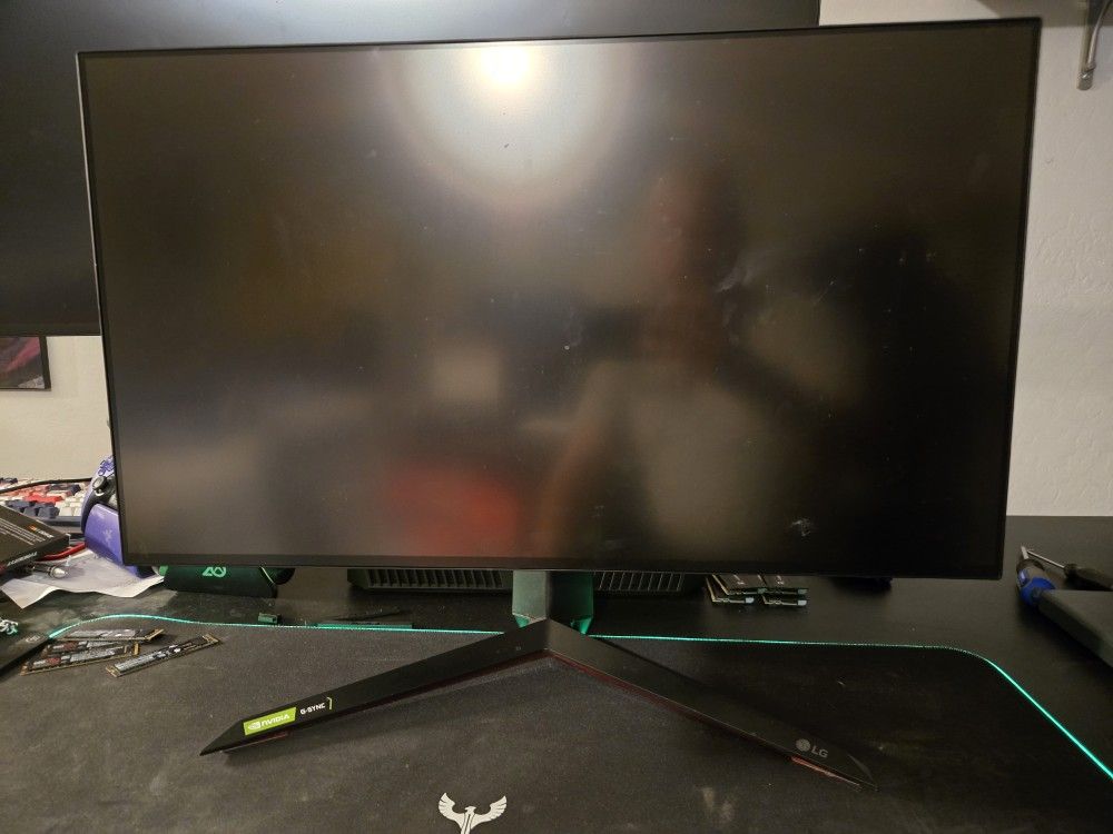 LG Ultra gear 4k Gaming Monitor 27" CIB