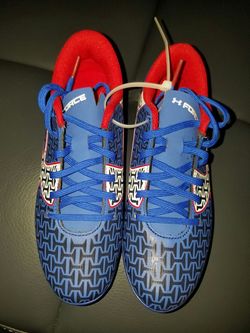 Soccer cleats