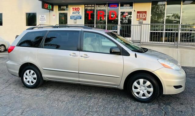 2006 Toyota Sienna