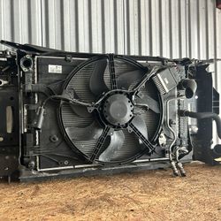 Infiniti 2.0 Radiator Support Complete