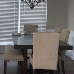 Dining Room Table That Extends With 4 Chairs And Bench. $325 or best offer.