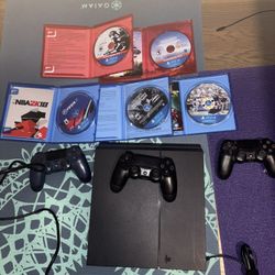 PS4 | 3 Controllers | HDMI + Power Cable | 5 Games | 