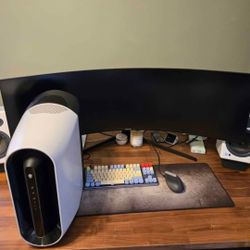 Alienware r12 3080 gaming desktop + monitor Combo