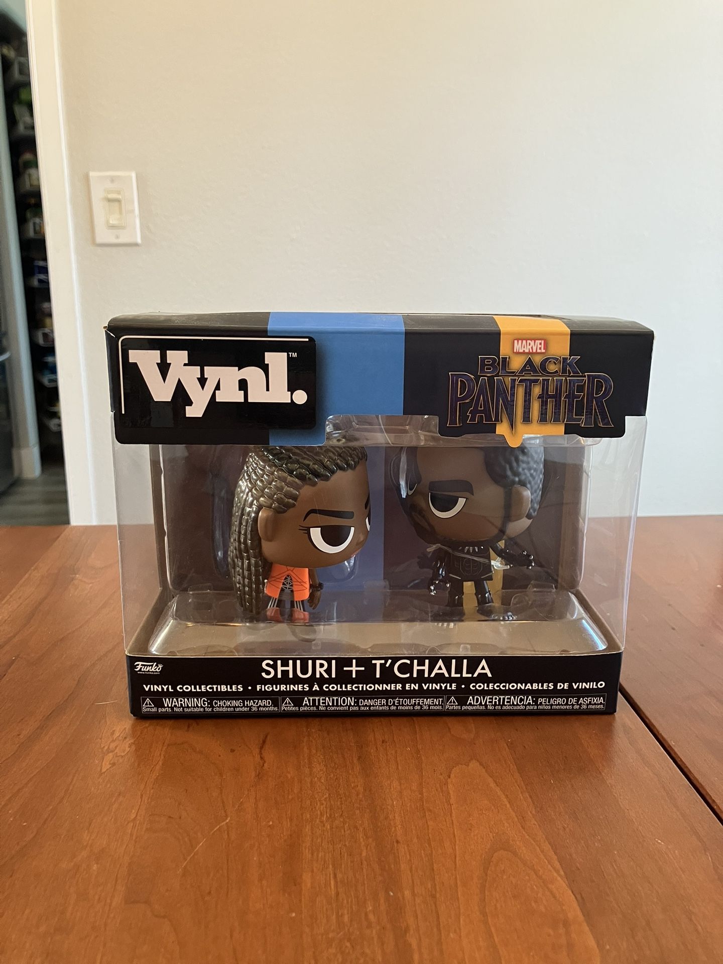 Funko Vynl Black Panther Action Figures Shuri + T'Challa