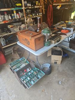 Garage sale 25th 26th ⁹ NW HARRIS COUNTY
