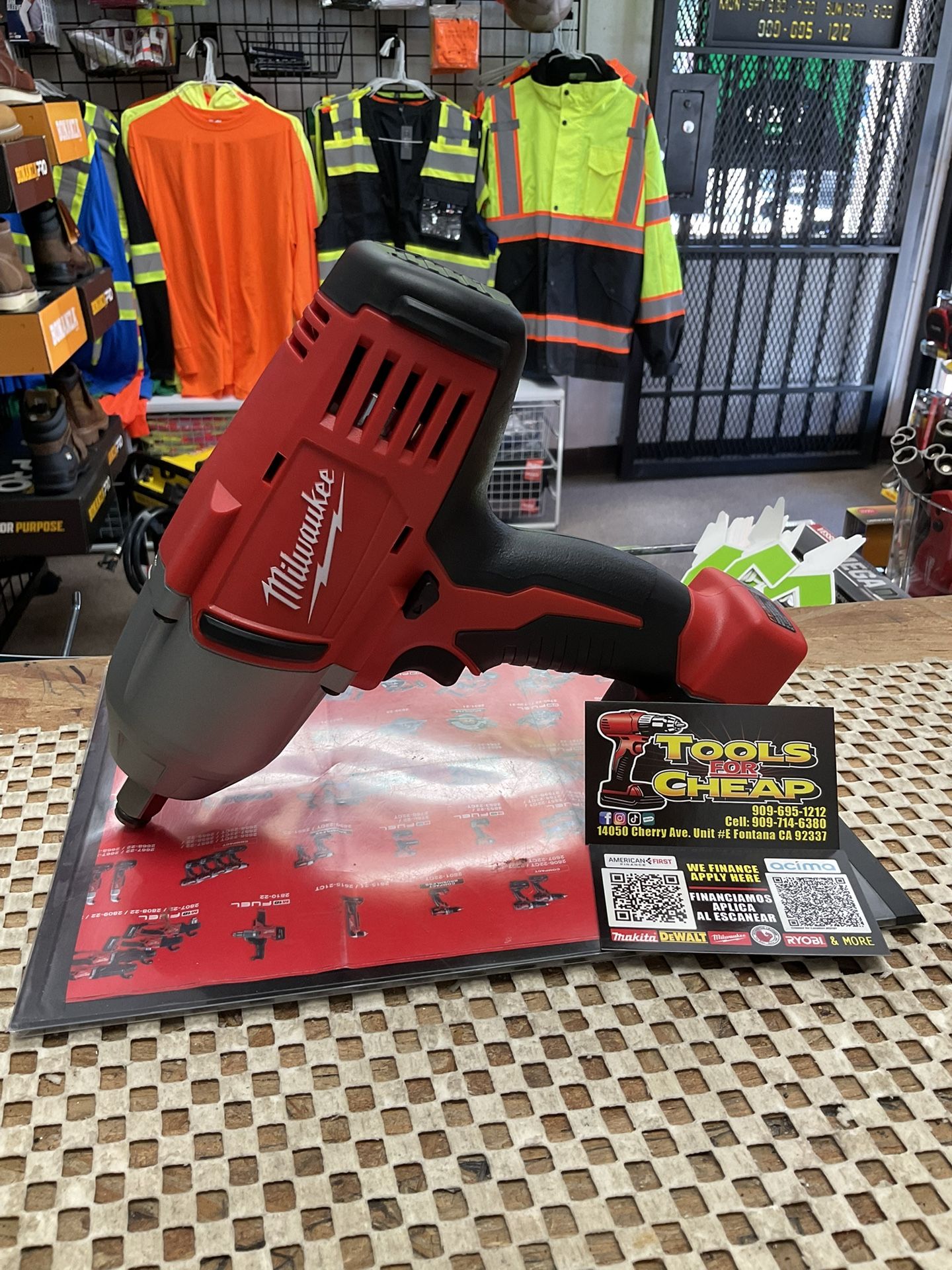 Milwaukee M18 18V Lithium-Ion Cordless 1/2 in. Impact Wrench W/ Friction Ring (Tool-Only)