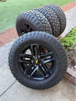 Chevy Silverado rines 18 Yukon sierra Denali
