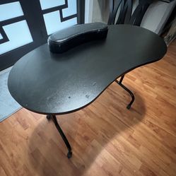 Manicure Table w/ Duffel Bag + Armrest 