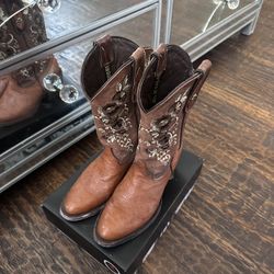 Women Boots