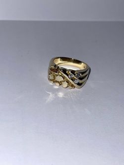 Men’s solid 14k Nugget ring with diamonds