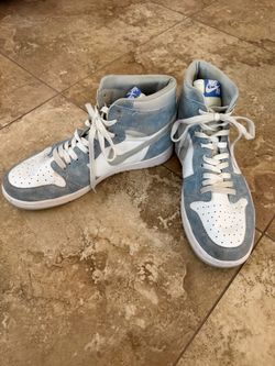 Nike Air Jordan 1 Retro High OG Hyper Royal