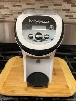 Baby Brezza Formula Pro Mini Infant White Portable Formula Dispenser & Mixer