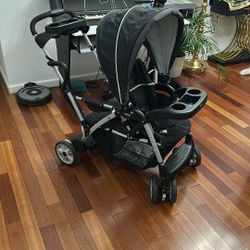 Two Seat Easy Fold Stroller, Excellent Condition 