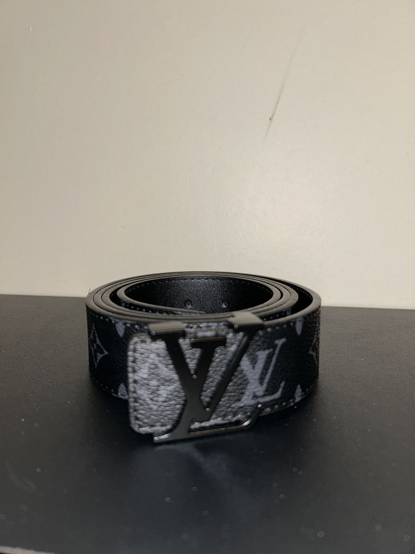 Mens Lv Belt Size 38/40 