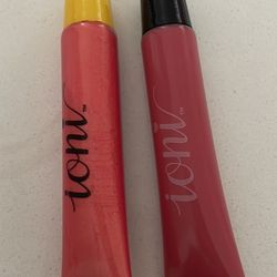 2 lipglosses women