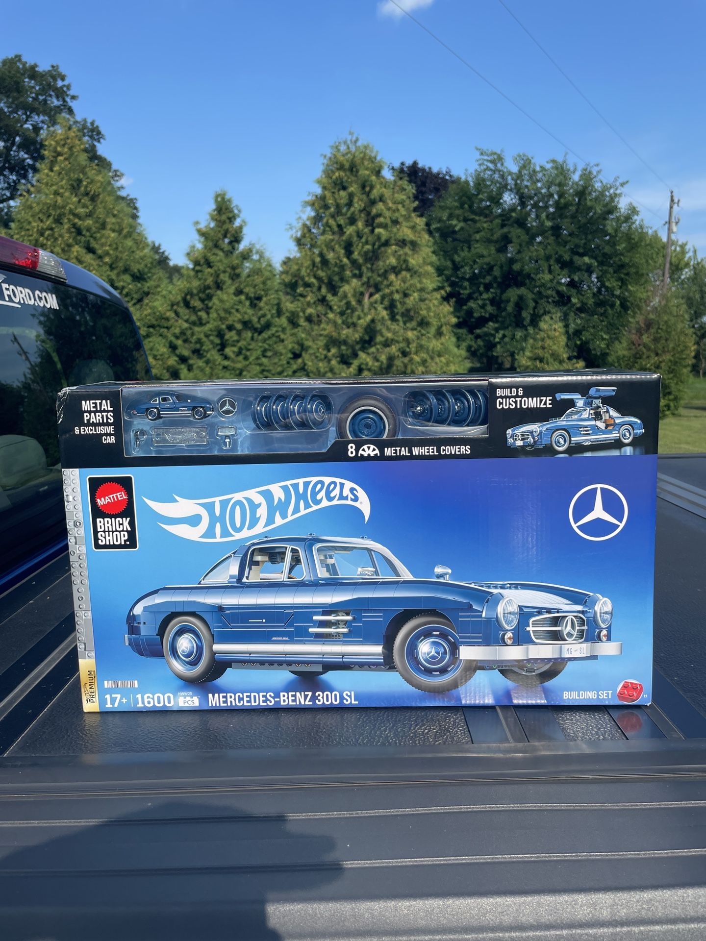 Mattel Brick Shop Hot Wheels Mercedes-Benz 300 SL Building Set