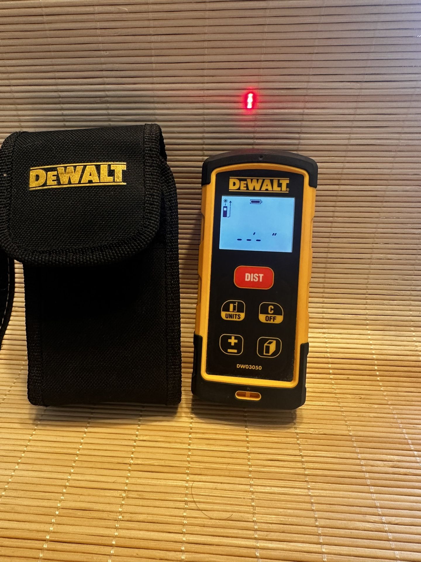 DeWalt DW03050 Laser Distance Measurer – Used – SN 1(contact info removed)64 – With Case