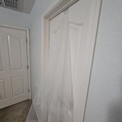 Never Used Vera Wang Tiered Veil