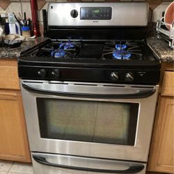 Kenmore Gas Stove