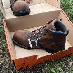 Size 9 Redwing Boots 