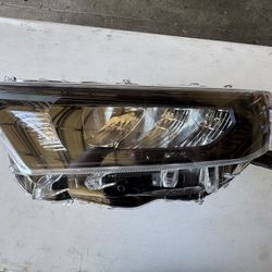 2020 Toyota Rav-4 Headlight 