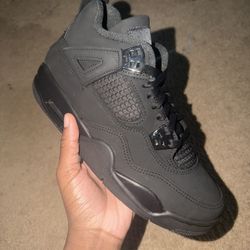 Black Cat 4s