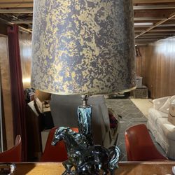 Set of early American, vintage lamps with horse base. Good condition. Pick up in Willowick, Ohio.