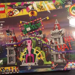 LEGO Joker Manor 70922