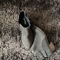 Kensie Boots Size 6.5 
