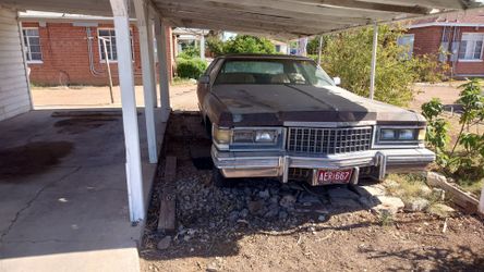 1976 Cadillac Coupe DeVille