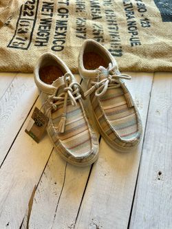 Women’s (8) Sanuk Shaka Lite SL Blanket Shoes - BRAND NEW!