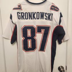 NE Patriots Gronkowski #87 Football Jersey Size XL - Great Condition (SE San Diego)
