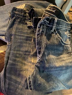 Men jeans.  Sizes. W32 L30  32/30  w33XL30 boob cu 34/30  size 31 32x32  38x32