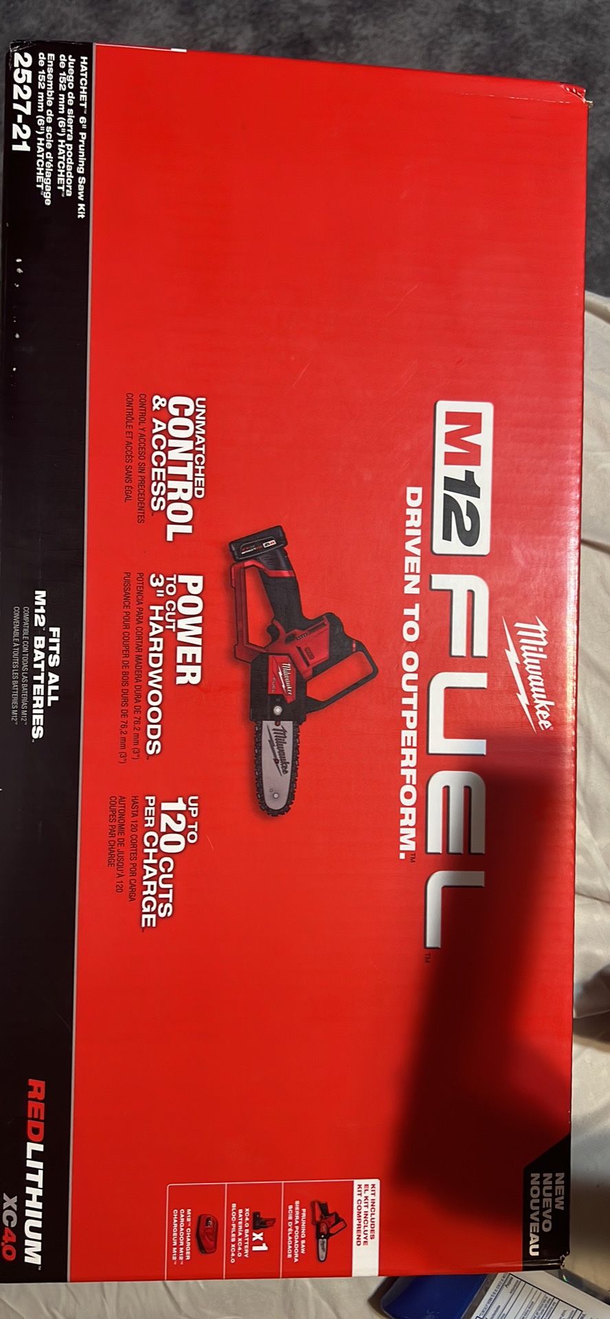 milwaukee pruning saw sealed in box 