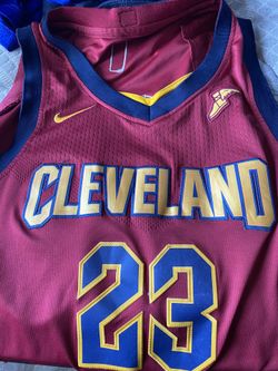 Xl LeBron James jersey