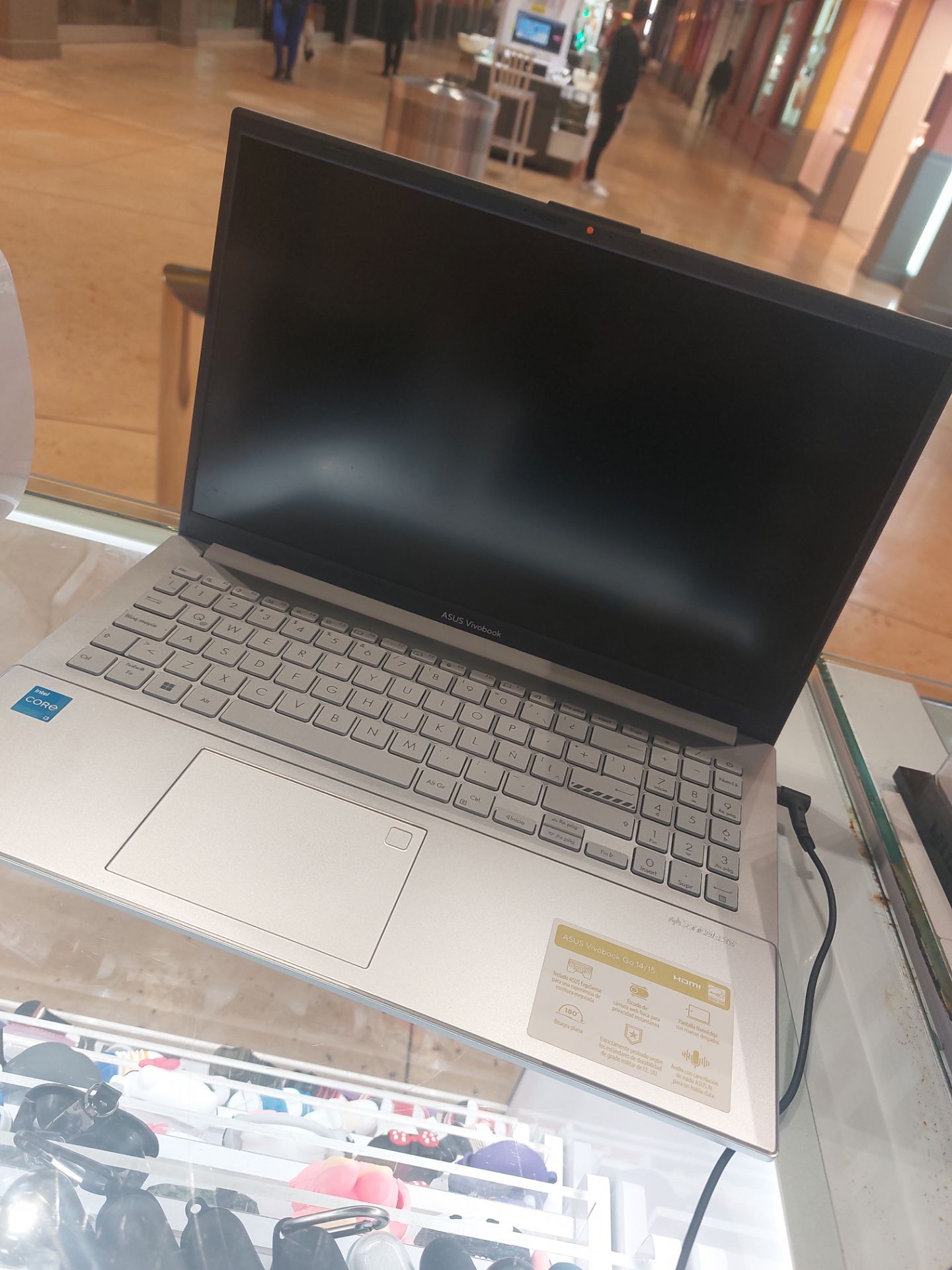 Asus Vivobook Go 14/15
