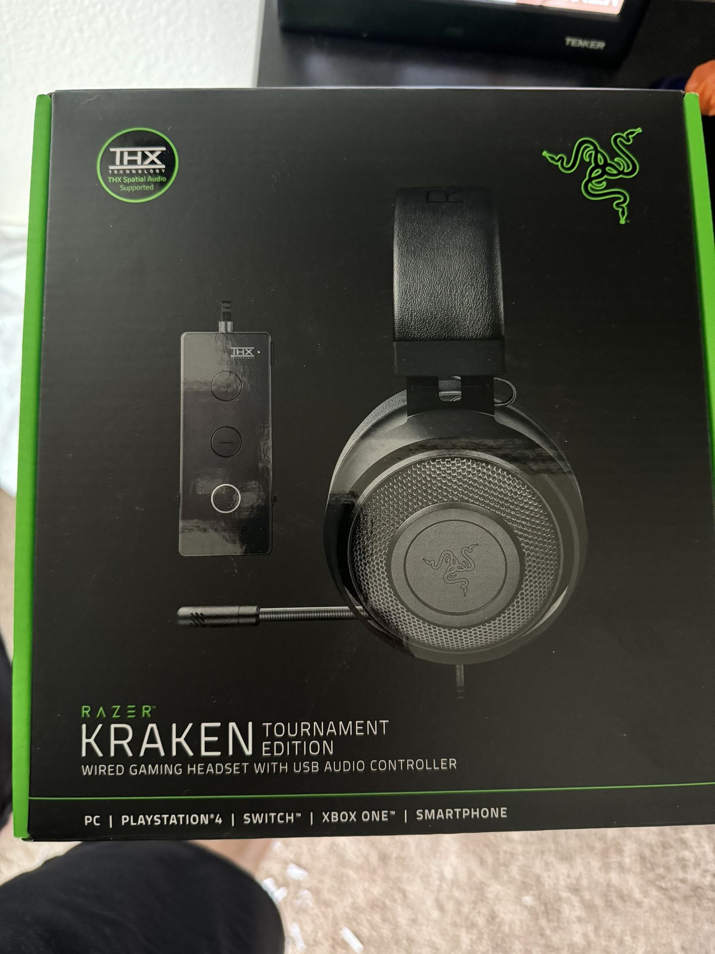 Razer Kraken Tournament Edition THX 7.1 Surround Sound Gaming Headset: Retractable Noise Cancelling Mic - USB DAC - For PC, PS4, PS5, Nintendo Switch,