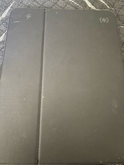iPad 10th gen practically brand new