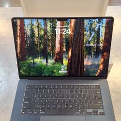 MacBook Air A3241 M4 Chip 500GB 8GB 