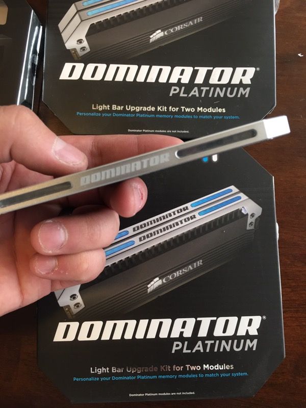 Corsair Dominator Platinum DDR3 16GB 4GBx4 w/ Light Bar kits