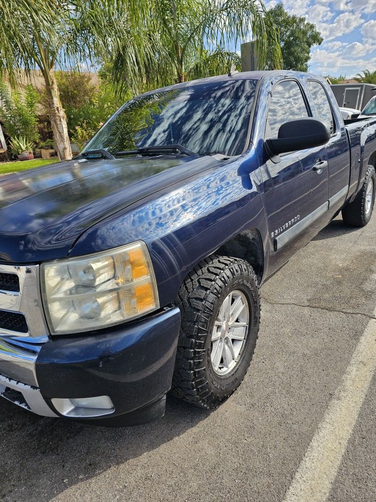 2008 Chevrolet Silverado for Sale in Las Vegas, NV OfferUp