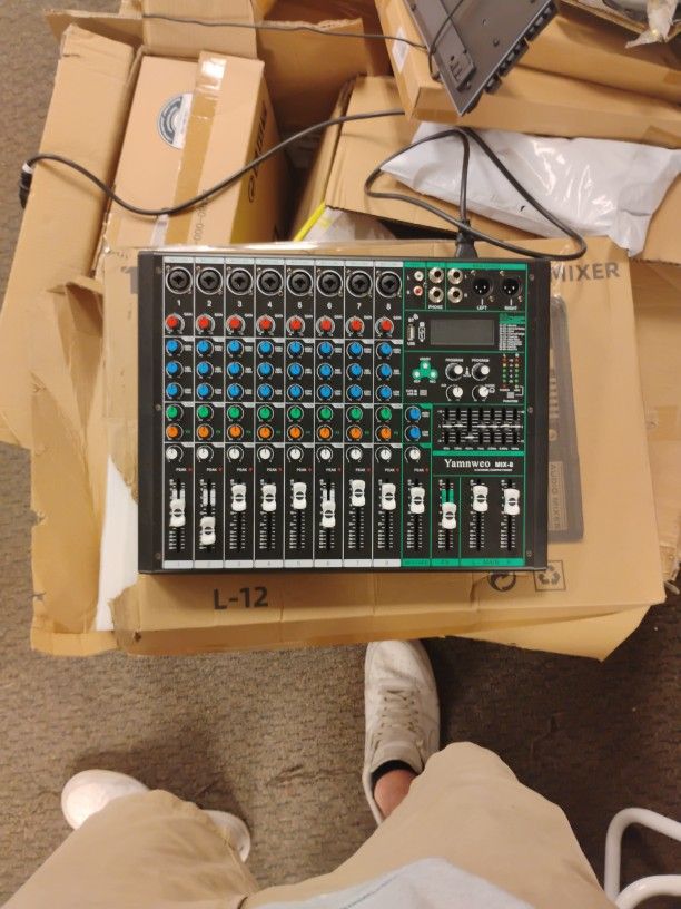 Yamnwor Professional Stereo Mixer 8 Channel 